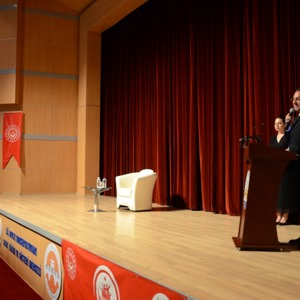 Kişisel Gelişim Uzmanı Serhat YABANCI'nın konuşmacı olarak katıldığı "Mutlu Eşler, Mutlu Aile, Mutlu Toplum" konulu söyleşi gerçekleştirildi. - fotoğraf 3