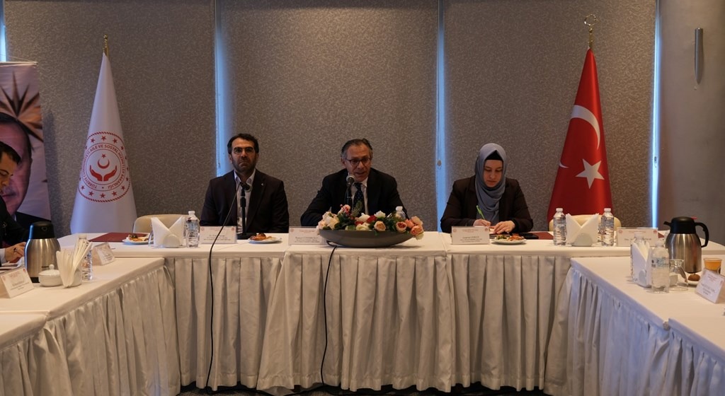 Briefing and Focus Group Meetings of the Population Policies Council Convened