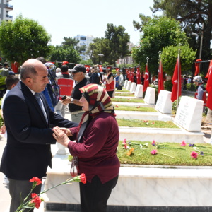 Kurban Bayramı Vesilesiyle Şehitlik Ziyareti Gerçekleştirildi - fotoğraf 7