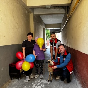 Bayram Sevinci Mahalle Mahalle Paylaşıldı - fotoğraf 18