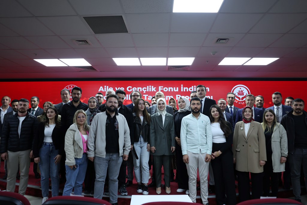 Evlilik yolundaki 7 binin üzerinde genç, markaların indirim kampanyasından yararlandı