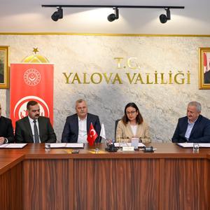  ARMUTLU HUZUREVİ YAŞLI BAKIM VE REHABİLİTASYON MERKEZİ HİZMETE AÇILIYOR - fotoğraf 2