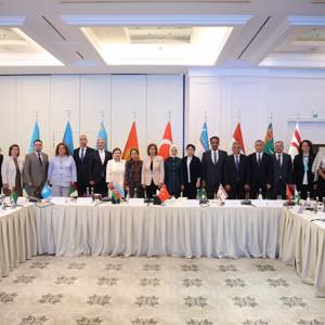 Bakanımız Göktaş,  TDT Aile ve Sosyal Politikadan Sorumlu II. Bakanlar Toplantısı kapsamındaki "Orta Koridor 360" etkinliğine katıldı - fotoğraf 3