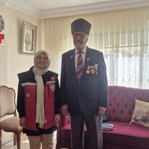 Kurban Bayramı Münasebetiyle, İlimiz Genelinde Kıymetli Şehit Yakınlarımız ve Kahraman Gazilerimizi Ziyaretlere Devam Ediyoruz. - fotoğraf 3