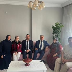 Sosyal Hizmet Merkezlerimiz Tarafından İl Genelinde Kıymetli Şehit Yakınlarımız ve Kahraman Gazilerimizi Ziyaretlere Devam Ediyoruz. - fotoğraf 2