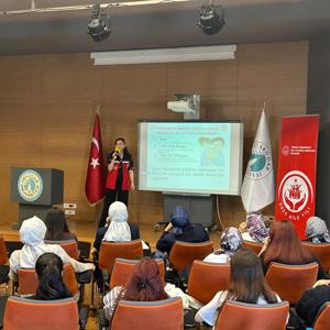 2025 Aile Yılı Kapsamında 3 Haziran "Koruyucu Aile Günü" Kapsamında Üsküdar Üniversitesi'nde Tanıtım Programı Gerçekleştirilmiştir. - fotoğraf 1