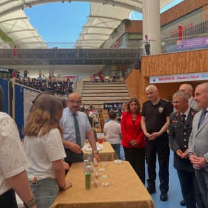 Valimiz Sayın İsmail USTAOĞLU, İl Protokolümüzün Saygıdeğer Üyeleri ve beraberinde İl Müdürümüz Sayın Emine BÖÇKÜN, Düzenlenen Bilim Fuarı Festivaline Katılım Sağladı. - fotoğraf 6