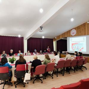 2025 Aile Yılı Etkinlikleri Kapsamında, Ailenin Önemi: Koruyucu Aile Olmak Konulu Söyleşi Düzenlendi - fotoğraf 4
