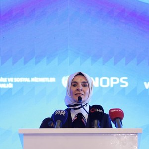 Bakanımız Göktaş, "Depremden Etkilenen Kadın ve Kız Çocuklarına Yönelik Şiddetle Mücadele Projesi" tanıtım programına katıldı - fotoğraf 4