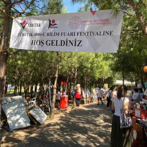 TÜBİTAK 4006-C Bilim Fuarı Festivalinde, Aile Yılı ve Koruyucu Aile Hizmet Modelinin tanıtımı gerçekleştirilmiştir. - fotoğraf 1