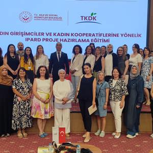 “Kadın Girişimciler ve Kadın Kooperatiflerine Yönelik IPARD Proje Hazırlama Eğitimi” Gerçekleştirildi - fotoğraf 1