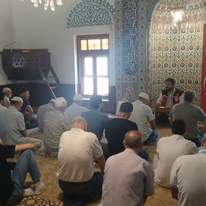 Cuma Namazı Öncesi Camilerde Koruyucu ve Önleyici Hizmetler Kapsamında Farkındalık Eğitimlerimiz Devam Ediyor - fotoğraf 1