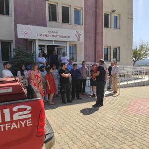 Keşan Sosyal Hizmet Merkezi Personeline Yangın Tatbikatı Gerçekleştirildi.  - fotoğraf 1