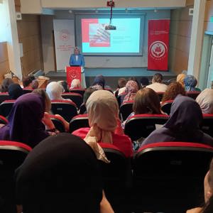 Kadın Konukevlerinde Görevli Personel İçin Eğitim Programının İlk Günü Tamamlandı - fotoğraf 1