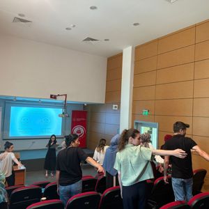 Çocuk Kuruluşlarımızda Görev Alan Personele Yönelik “Nefes İle Gevşeme ve Özbakım: Kendine Yolculuk” İsimli Atölye Çalışması Gerçekleştirilmiştir. - fotoğraf 3