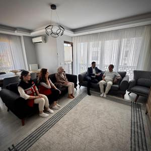 İl Müdürümüz Sn. Ömer TURAN, Hac Ziyaretini Gerçekleştiren 15 Temmuz Gazimiz Ahmet BELEN 'in Hanesine Ziyaret Gerçekleştirmiştir - fotoğraf 2