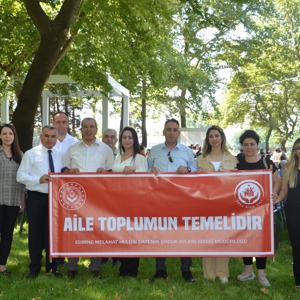 Çocuklar Kahvaltıda Bir Araya Geldi. - fotoğraf 1