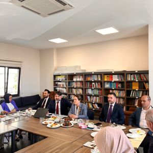 Bakan Yardımcımız Sn. Sevim Sayım Madak Başkanlığında Engelli Bakım Kuruluşlarıyla Hizmet Geliştirme Toplantısı Gerçekleştirildi - fotoğraf 2