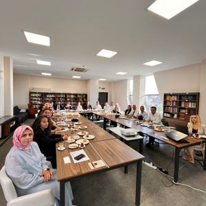 Bakan Yardımcımız Sn. Sevim Sayım Madak Başkanlığında Engelli Bakım Kuruluşlarıyla Hizmet Geliştirme Toplantısı Gerçekleştirildi - fotoğraf 3