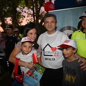 30 Haziran Koruyucu Aile Günü Nedeniyle Koruyucu Aile Şenliği Düzenledik - fotoğraf 22