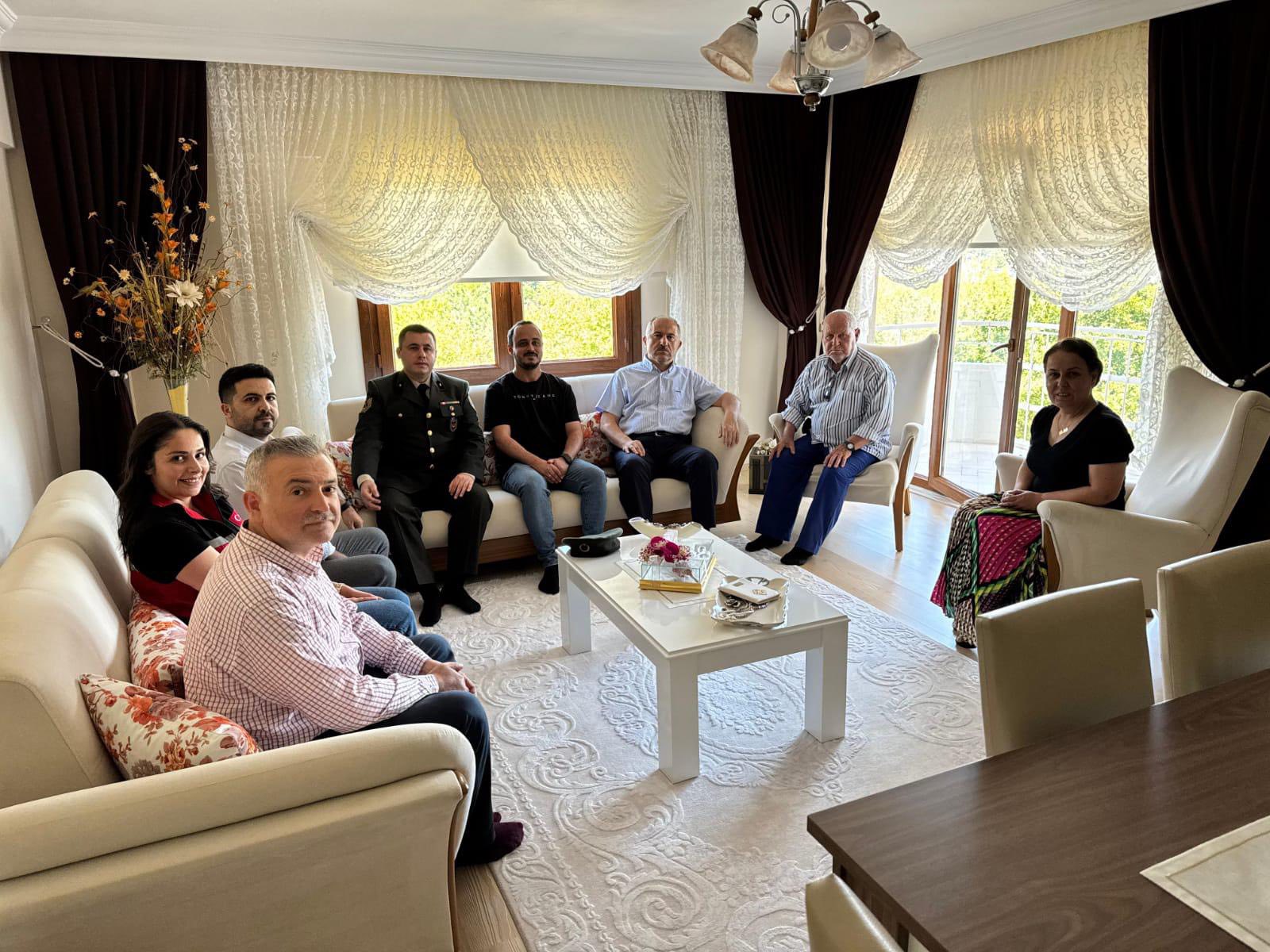 Şehitlerimizin yakınları ve gazilerimize ziyaretlerimizi sürdürüyoruz