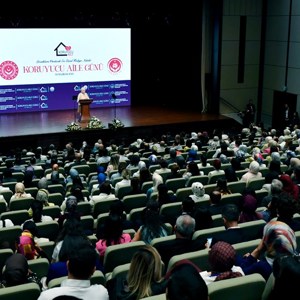Emine Erdoğan Hanımefendi ve Bakanımız Mahinur Özdemir Göktaş, Koruyucu Aile Günü Programı'na katıldı - fotoğraf 6