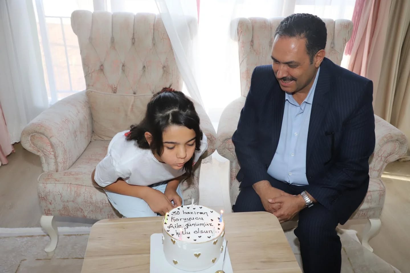30 Haziran Koruyucu Aile Günü’nde Doğum Günü Olan Kıymetli Kızımızın Gününü Birlikte Kutladık