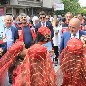 30 Haziran Koruyucu Aile Günü münasebetiyle İl Müdürlüğümüzce düzenlenen Koruyucu Aile Şenliği - fotoğraf 4
