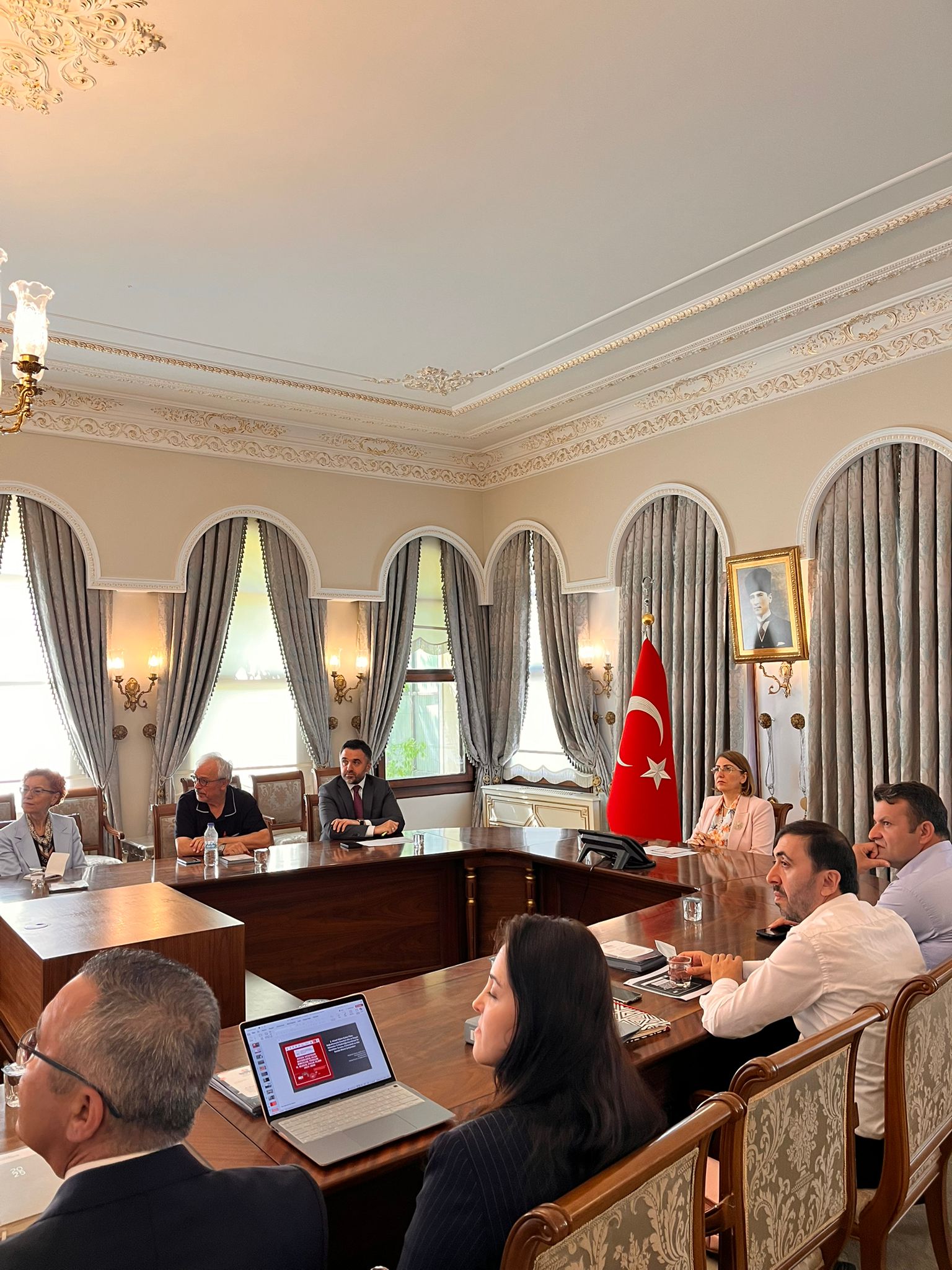 Vali Yardımcımız Sn. Serap ÖZMEN ÇETİN’ in Başkanlığında İl Müdürümüz Ömer TURAN’ ın Katılımlarıyla, II. Ulusal Otizm Eylem Planı İl İzleme Komisyonu 5. Toplantısı Gerçekleştirilmiştir