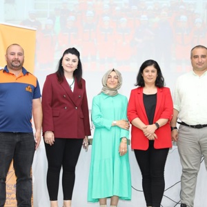 Muhtarlara “Aile Yılında Sosyal Hizmet ve Çocuk Koruma” Eğitimi   - fotoğraf 3