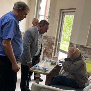 İl Müdürümüz Sayın Aydın POLAT, İl Müdür Yardımcılarımızla birlikte Gaziantep Huzurevi Yaşlı Bakım ve Rehabilitasyon Merkezinde saha çalışması gerçekleştirdi. - fotoğraf 2
