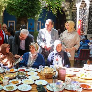 2025 AİLE YILINA ÖZEL ANNELER GÜNÜ DOLAYISIYLA KAHVALTI PROGRAMI DÜZENLENDİK - fotoğraf 4