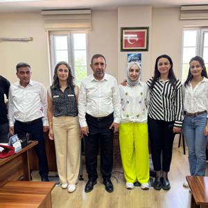 İl Müdürümüz Aydın POLAT, Bayram tatilinin ardından ilk iş gününde çalışma arkadaşlarımızla birlikte geleneksel bayramlaşmamızı gerçekleştirdi. - fotoğraf 6