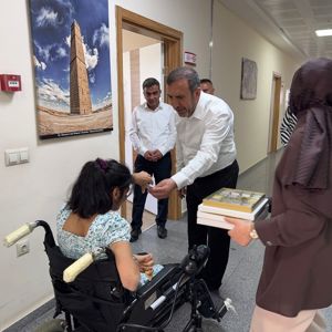 İl Müdürümüz Aydın POLAT, Bayram tatilinin ardından ilk iş gününde çalışma arkadaşlarımızla birlikte geleneksel bayramlaşmamızı gerçekleştirdi. - fotoğraf 16