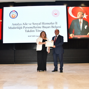 İl Müdürlüğü ve Bağlı Kuruluş Personellerine Başarı Belgesi İl Müdürümüz Tarafından Takdim Edildi - fotoğraf 13