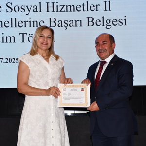 İl Müdürlüğü ve Bağlı Kuruluş Personellerine Başarı Belgesi İl Müdürümüz Tarafından Takdim Edildi - fotoğraf 15