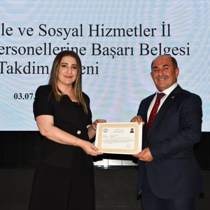 İl Müdürlüğü ve Bağlı Kuruluş Personellerine Başarı Belgesi İl Müdürümüz Tarafından Takdim Edildi - fotoğraf 18