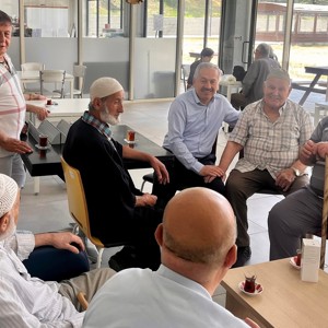 Güldal Akşit Huzurevimize İl Müdürümüzden Haftasonu Ziyareti - fotoğraf 1