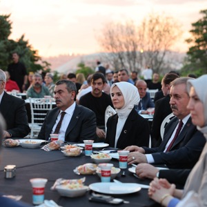 Aile ve Sosyal Hizmetler Bakanımız Göktaş muharrem ayı iftar programına katıldı - fotoğraf 3