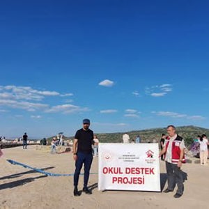 İlimizde Aile Yılı Kapsamında Uçurtma Şenliği düzenlendi - fotoğraf 2