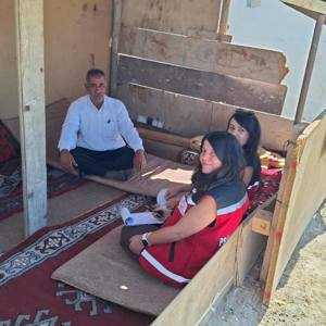 Karacaören köyünde bulunan Mevsimsel Tarımsal İşçilerine ziyarette bulunuldu. - fotoğraf 1