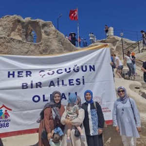 İlimizde Koruyucu Aile Günü Kapsamında Uçhisar Kalesi Gezildi - fotoğraf 2