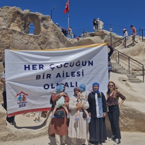 İlimizde Koruyucu Aile Günü Kapsamında Uçhisar Kalesi Gezildi - fotoğraf 3