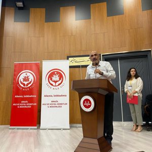2025 Aile yılı kapsamında; İl Müdürlüğümüz tarafından ‘Aile ve Hukuk’ konulu söyleşi düzenlenmiştir. - fotoğraf 4