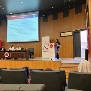 30 Haziran Koruyucu Aile günü münasebetiyle Bingöl İl Müftülüğü bünyesinde ‘ Bir Yetime Aile Olmak ’ temalı panel düzenlenmiştir. - fotoğraf 4