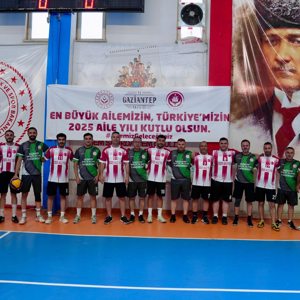 2025 Aile Yılı Kapsamında Kurumlar Arası Voleybol Turnuvası Başladı - fotoğraf 1