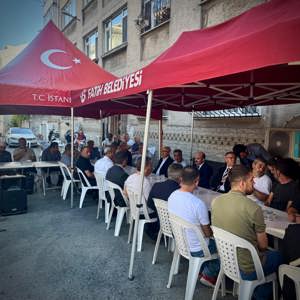 Bakan Yardımcımız Sn. Adil ÇALIŞKAN, Fatih Kaymakamı Sn. Cafer SARILI ve İl Müdürümüz Sn. Ömer TURAN 'dan Şehit Ailesine Taziye Ziyareti - fotoğraf 4
