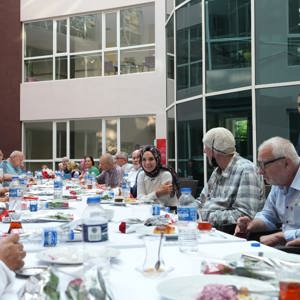 Bakanımız Sn. Mahinur ÖZDEMİR GÖKTAŞ, Zeytinburnu Semiha Şakir Huzurevi’nde Kıymetli Büyüklerimizi Ziyaret Etmiştir - fotoğraf 3