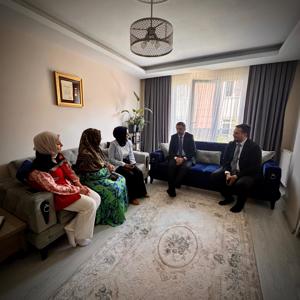 İl Müdürümüz Sn. Ömer TURAN, 15 Temmuz Şehidimiz Mahir AYABAK 'ın Kıymetli Ailesine Hane Ziyareti Gerçekleştirmiştir - fotoğraf 2