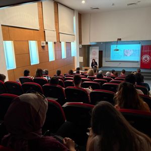 2025 Aile Yılı Kapsamında Kuruluş Personeline Yönelik 'Çocuklarda Yas Süreci' Eğitimi Gerçekleştirildi - fotoğraf 4